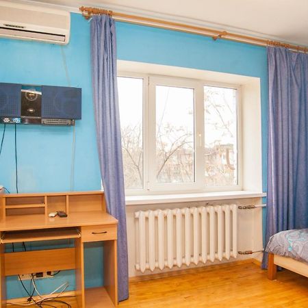 2Room Semi-luxury Apt on Stalevarov 21 Zaporizhia Exterior foto